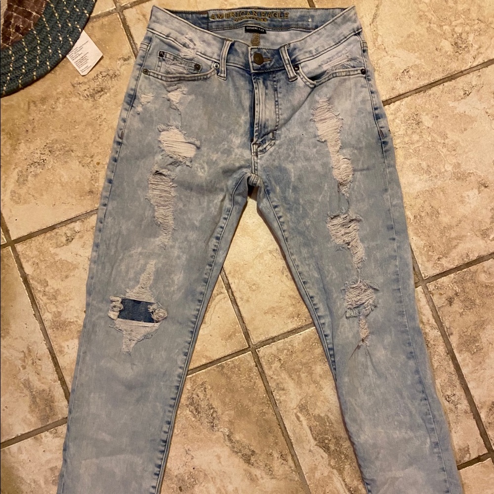 Light washed American eagle ripped